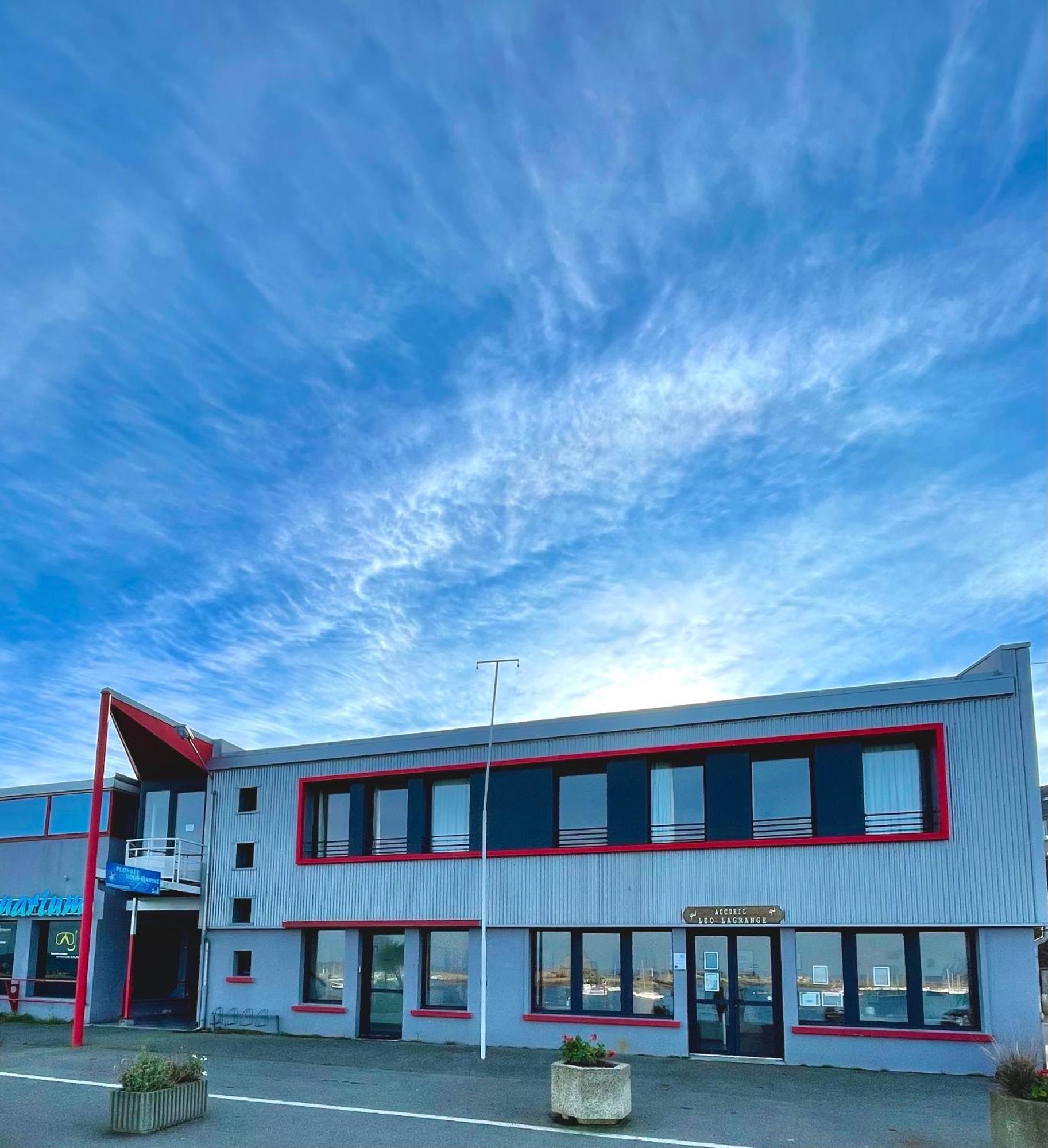 Cllcm - Club Leo Lagrange De Camaret-Sur-Mer Exterior photo